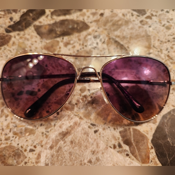 Aviator Sunglasses with Brown Lenses - Picture 5 of 6